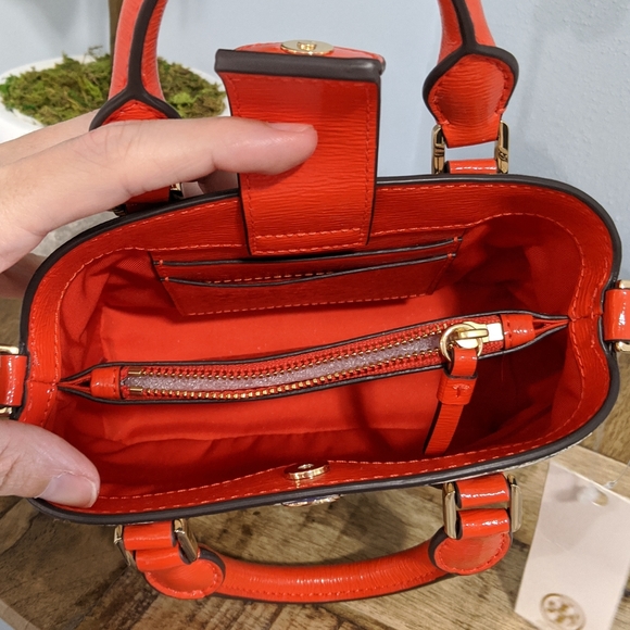 🦜SOLD🦜NWT Tory Burch "Something Wild" mini purse - Picture 10 of 11